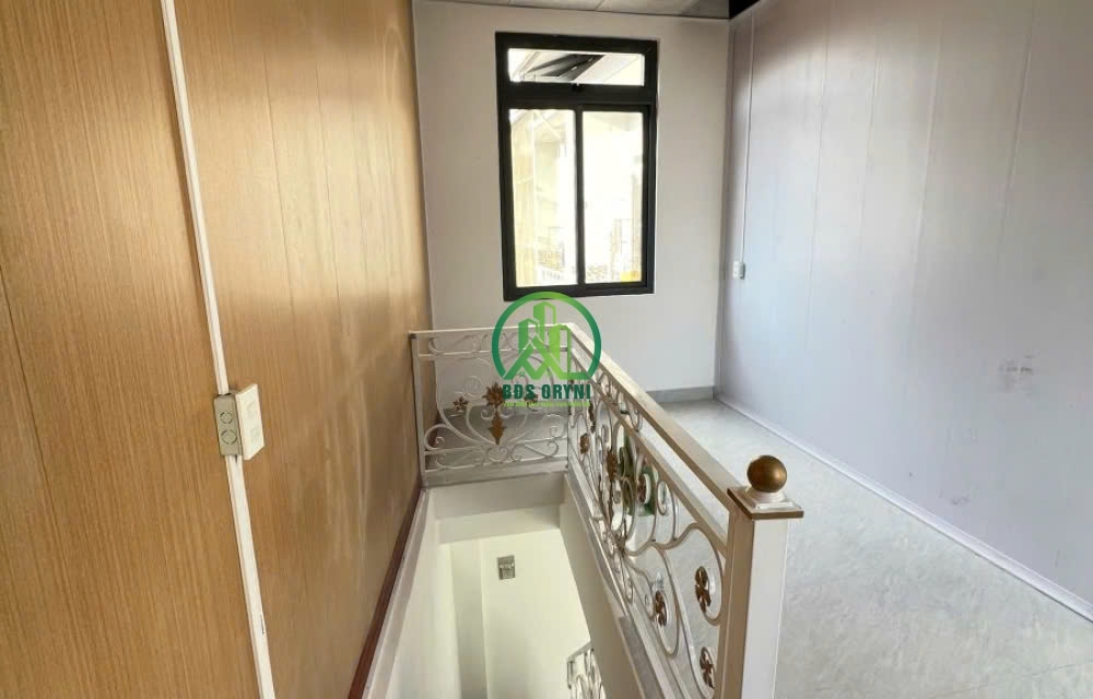 BÁN NHÀ MỚI ĐẸP HẺM XE MÁY ĐƯỜNG NGÔ THÌ NHẬM - P4 - ĐÀ LẠT