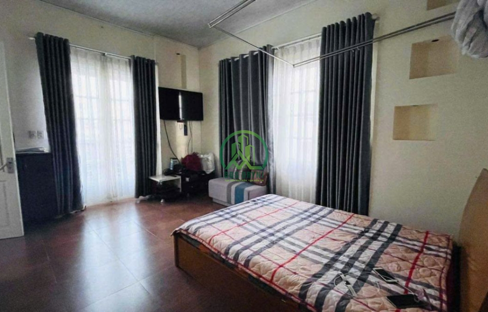 CẦN BÁN VILLA THỐNG NHẤT ( YERSIN) - PHƯỜNG 10 - TP ĐÀ LẠT 