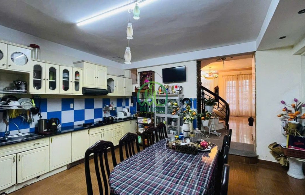 CẦN BÁN VILLA THỐNG NHẤT ( YERSIN) - PHƯỜNG 10 - TP ĐÀ LẠT 
