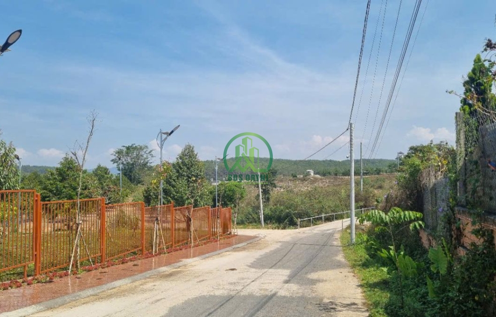 CẦN BÁN ĐẤT N