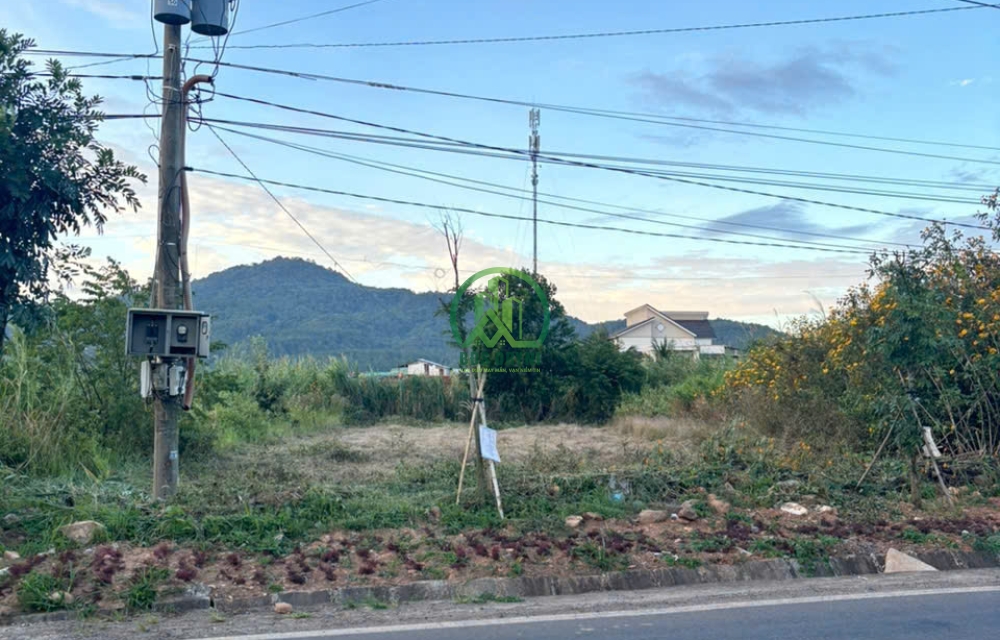 BÁN ĐẤT MẶT TIỀN QUỐC LỘ  27. CÁCH SÂN BAY LIÊN KHƯƠNG 5KM  3,9 TỶ 