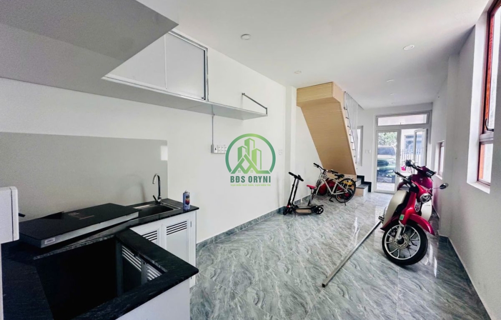 CẦN BÁN NHÀ GÓC 2 MẶT TIỀN HẺM Ô TÔ ĐƯỜNG NGÔ THÌ SỸ GIAO NGÔ THÌ NHẬM - P4 - ĐÀ LẠT