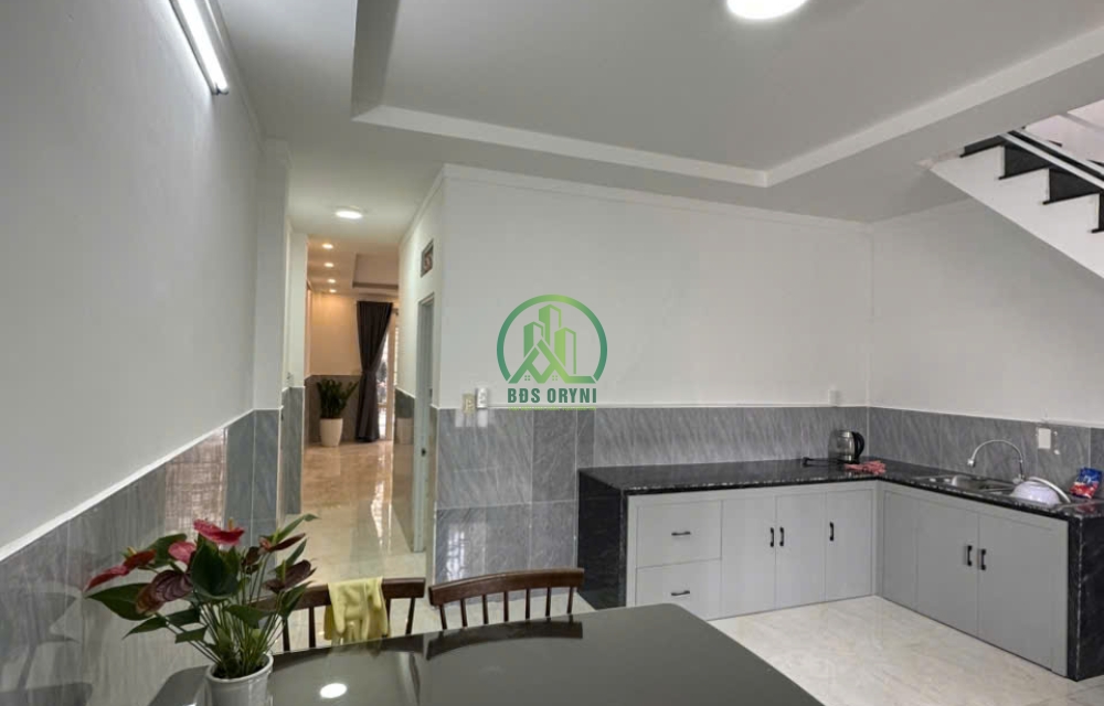 CẦN BÁN NHÀ 2 MẶT ĐƯỜNG XÂY KIÊN CỐ NGUYỄN AN NINH- P6- ĐÀ LẠT