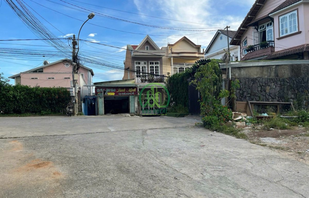 CẦN BÁN ĐẤT ĐƯỜNG MAI HẮC ĐẾ- P6- ĐÀ LẠT