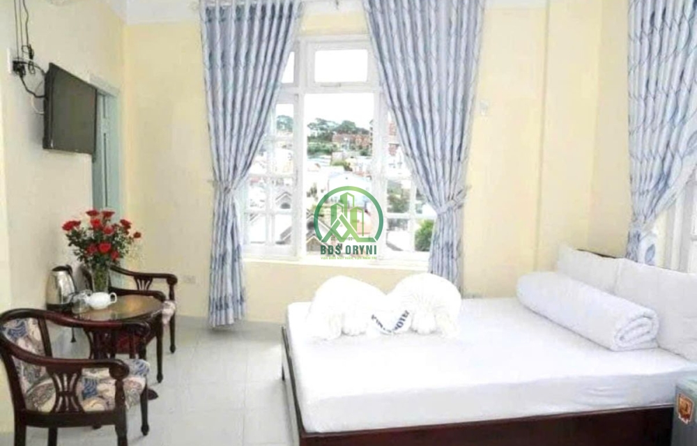 CẦN BÁN KHÁCH SẠN MẶT TIỀN ĐƯỜNG HẢI THƯỢNG - P5 - ĐÀ LẠT