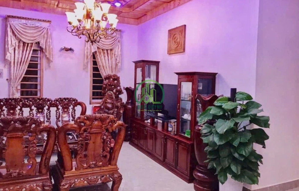 BÁN BIỆT THỰ 2 MẶT TIỀN MÊ LINH - P9 - ĐÀ LẠT.