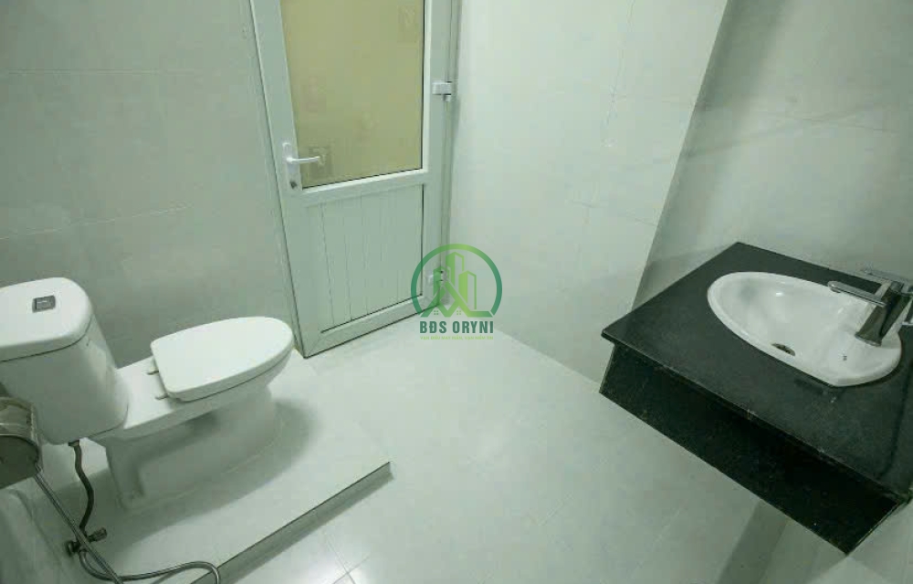CẦN CHO THUÊ KHÁCH SẠN 2 SAO MẶT TIỀN ĐƯỜNG BÙI THỊ XUÂN - P2 - ĐÀ LẠT