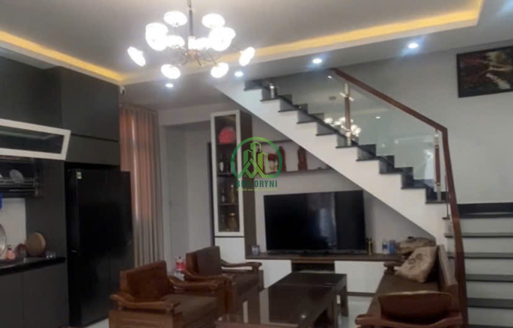 CẦN BÁN NHÀ MỚI XÂY KIÊN CỐ ĐƯỜNG MÊ LINH -P9 - TP ĐÀ LẠT