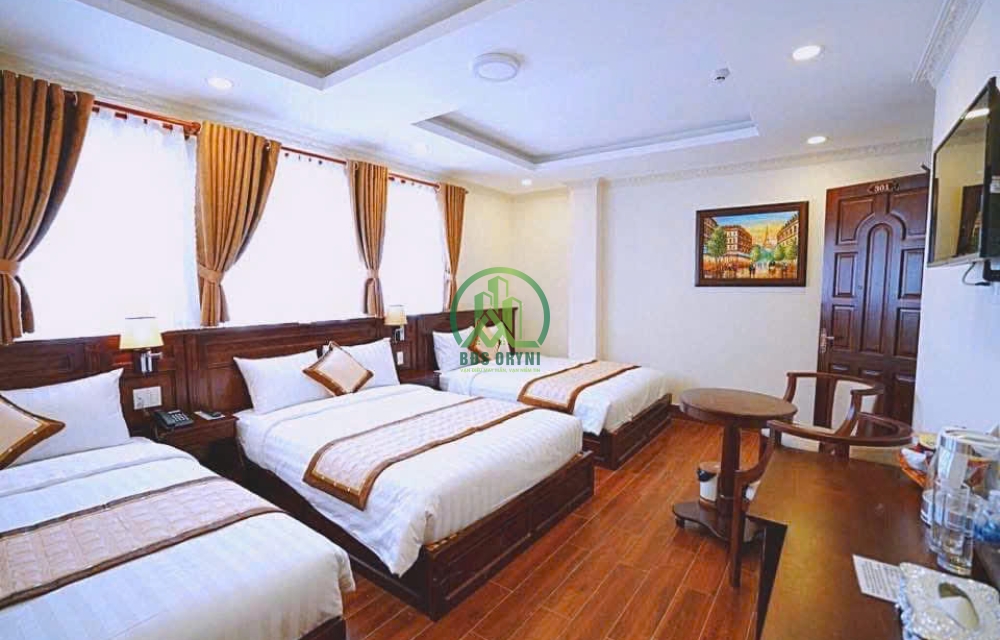 CẦN CHO THUÊ KHÁCH SẠN ĐẸP MẶT TIỀN ĐƯỜNG HÀ HUY TẬP - P3 - ĐÀ LẠT