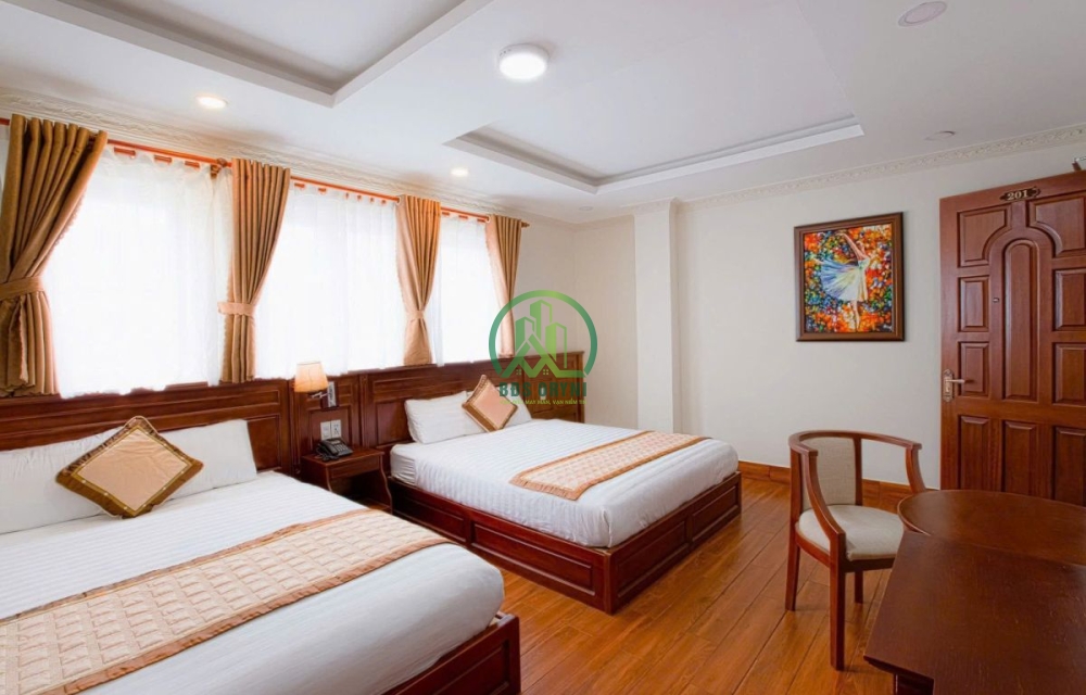 CẦN CHO THUÊ KHÁCH SẠN ĐẸP MẶT TIỀN ĐƯỜNG HÀ HUY TẬP - P3 - ĐÀ LẠT