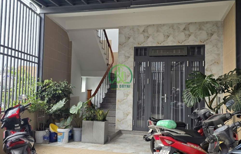 BÁN NHÀ CÓ 6 CĂN HỘ LỚN KINH DOANH ĐƯỜNG NGÔ THỊ SỸ 9 TỶ