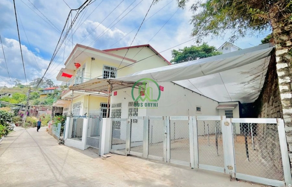 CẦN BÁN CĂN NHÀ HẺM Ô TÔ TẠI HOÀNG HOA THÁM - P10 - ĐÀ LẠT