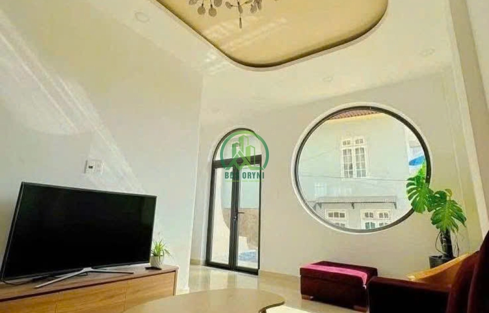 CẦN BÁN KHÁCH SẠN VIEW ĐẸP ĐƯỜNG TRẦN PHÚ - P3 - TP ĐÀ LẠT