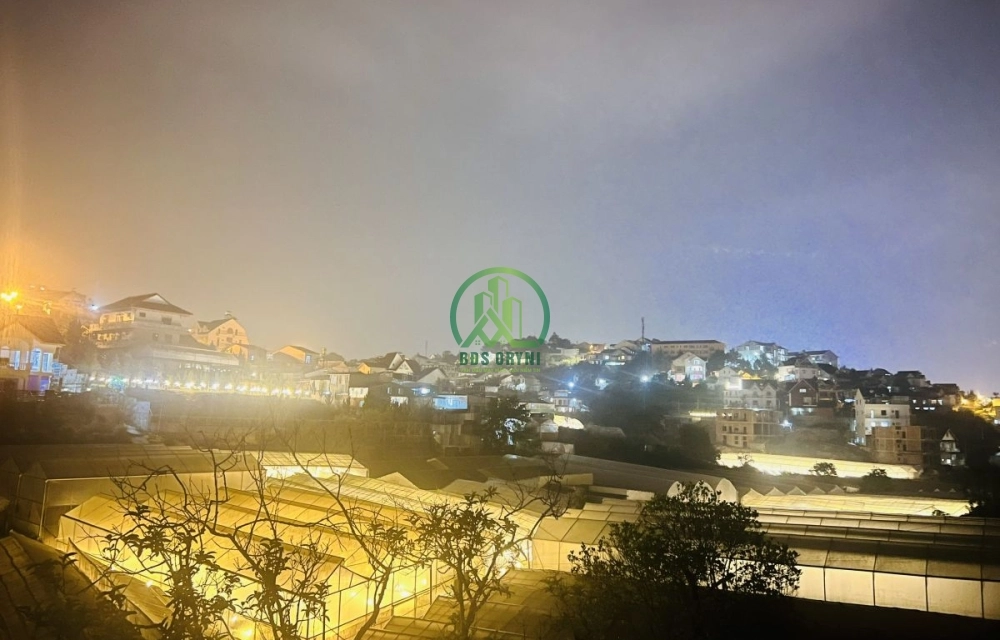 CẦN BÁN NHÀ ĐẤT MẶT TIỀN VẠN KIẾP-P8-ĐÀ LẠT