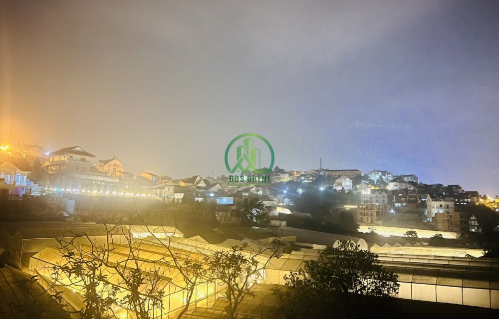CẦN BÁN NHÀ VÀ ĐẤT MẶT TIỀN ĐƯỜNG VẠN KIẾP-P8-ĐÀ LẠT