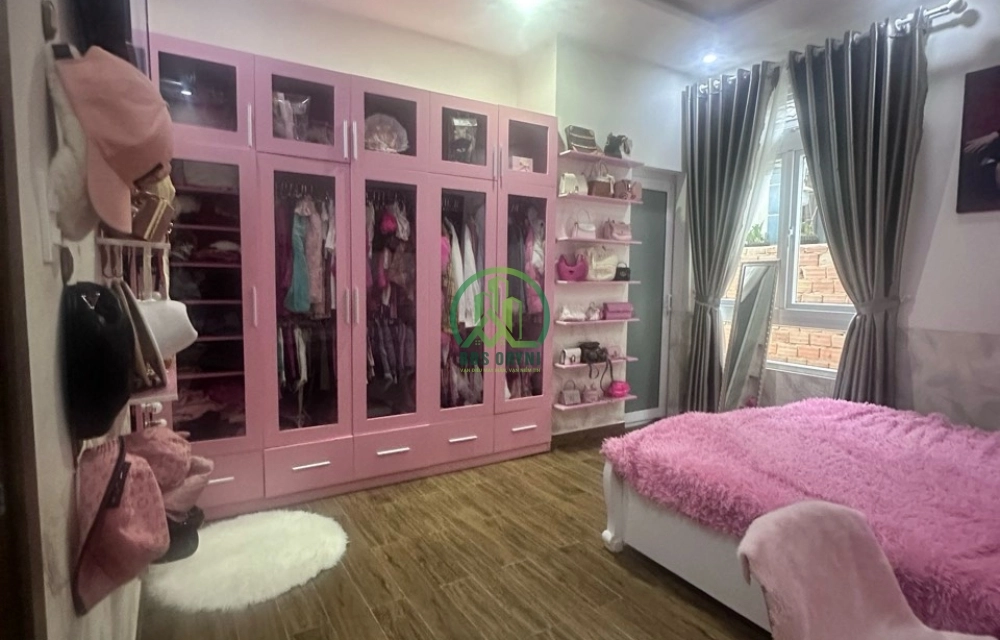 CẦN BÁN BIỆT THỰ VÀ NHÀ CẤP 4 TẠI THỊ TRẤN LẠC DƯƠNG - LÂM ĐỒNG