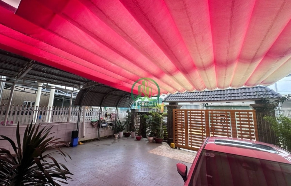 CẦN BÁN BIỆT THỰ VÀ NHÀ CẤP 4 TẠI THỊ TRẤN LẠC DƯƠNG - LÂM ĐỒNG