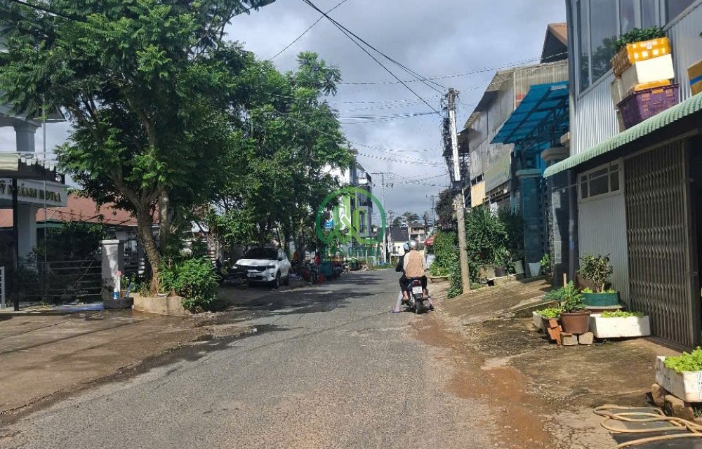 CẦN BÁN ĐẤT NÔNG NGHIỆP CÓ THỂ CHUYỂN XD TÔ HIỆU- P8- ĐÀ LẠT