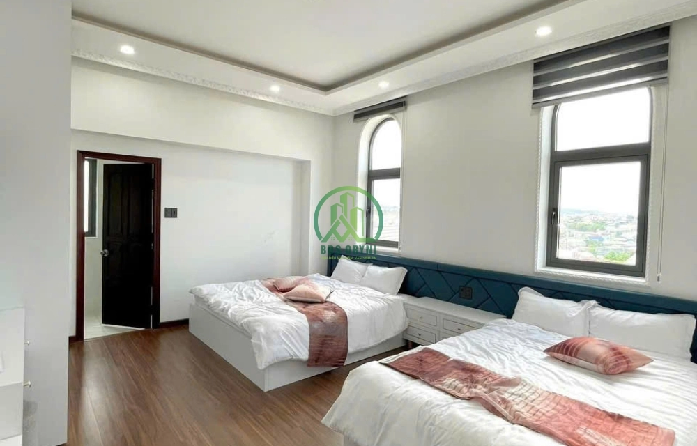 BÁN VILLA SIÊU ĐẸP – VỊ TRÍ TRUNG TÂM ĐƯỜNG PHÙ ĐỔNG THIÊN VƯƠNG 