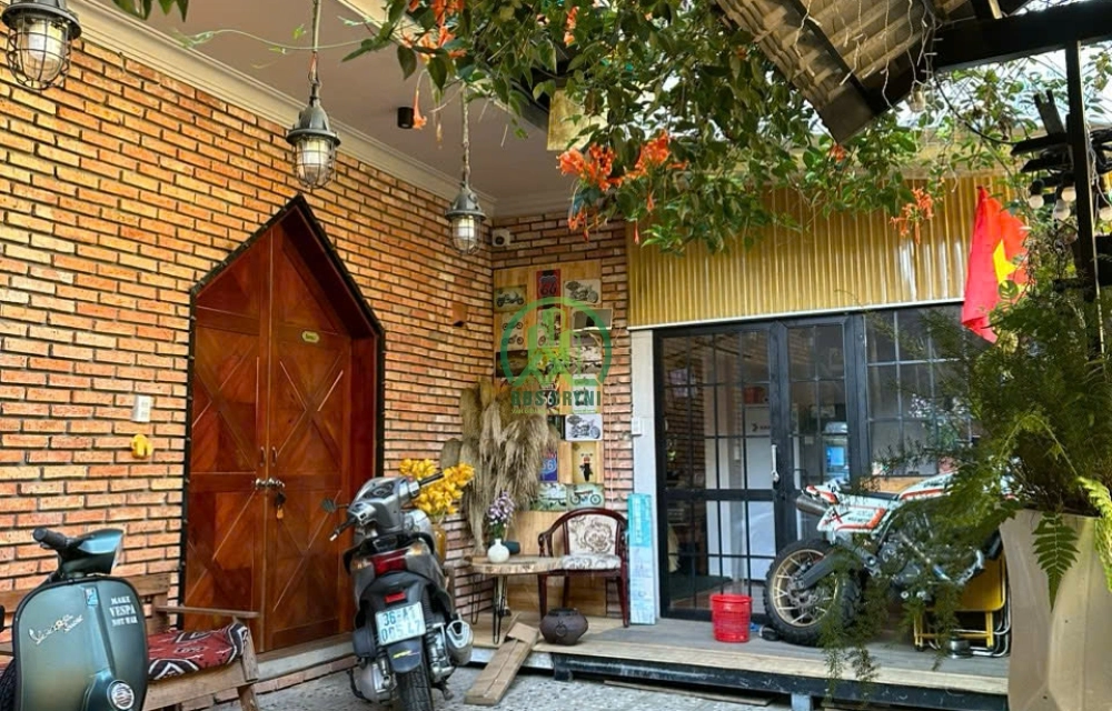 BÁN KHÁCH SẠN ĐẸP 2 MẶT TIỀN LÊ VĂN TÁM – ĐÀ LẠT