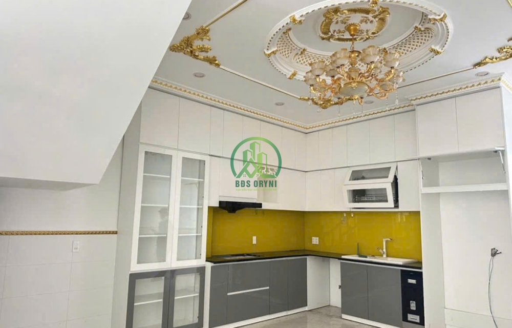 BÁN NHÀ 2 MẶT TIỀN ĐƯỜNG NGÔ THÌ NHẬM- P4- ĐÀ LẠT