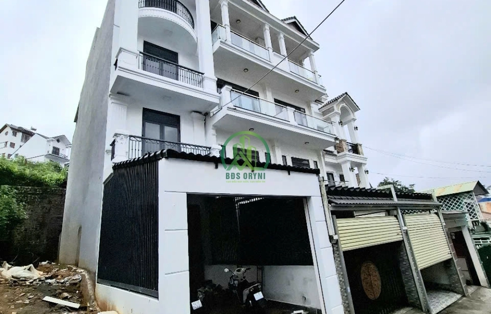 CẦN BÁN NHÀ MỚI XÂY ĐƯỜNG ĐÀO DUY TỪ-P4-ĐÀ LẠT