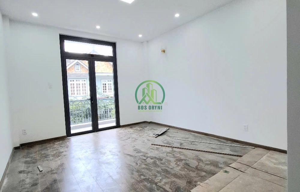 CẦN BÁN NHÀ MỚI XÂY ĐƯỜNG ĐÀO DUY TỪ-P4-ĐÀ LẠT