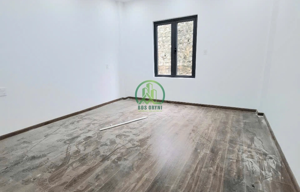 CẦN BÁN NHÀ MỚI XÂY ĐƯỜNG ĐÀO DUY TỪ-P4-ĐÀ LẠT