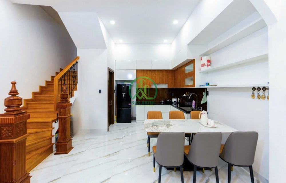 Cần bán homestay full nội thất sịn đường MAI HẮC ĐẾ - P6- ĐÀ LẠT