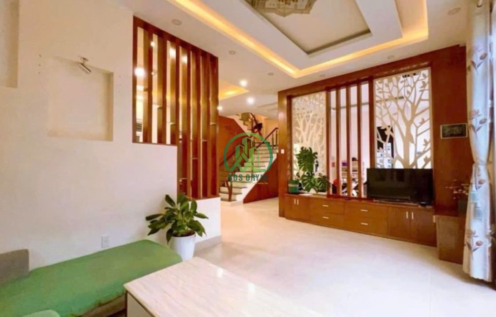 CẦN BÁN BIỆT THỰ GIẢM SÂU CÒN 7,4 TỶ – VẠN HẠNH, P8, ĐÀ LẠT