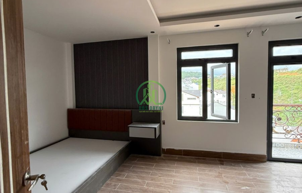 CẦN BÁN VILLA CAO CẤP 2 MẶT TIỀN AN SƠN - P4 - ĐÀ LẠT