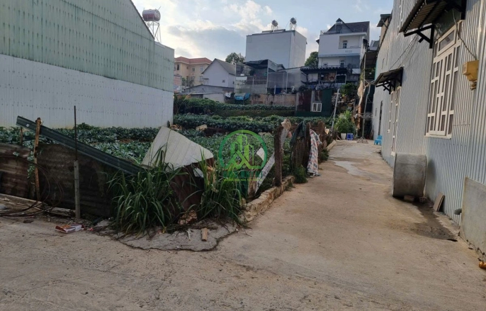 CẦN BÁN ĐẤT XÂY DỰNG ĐƯỜNG NGÔ QUYỀN - PHƯỜNG 6 - ĐÀ LẠT