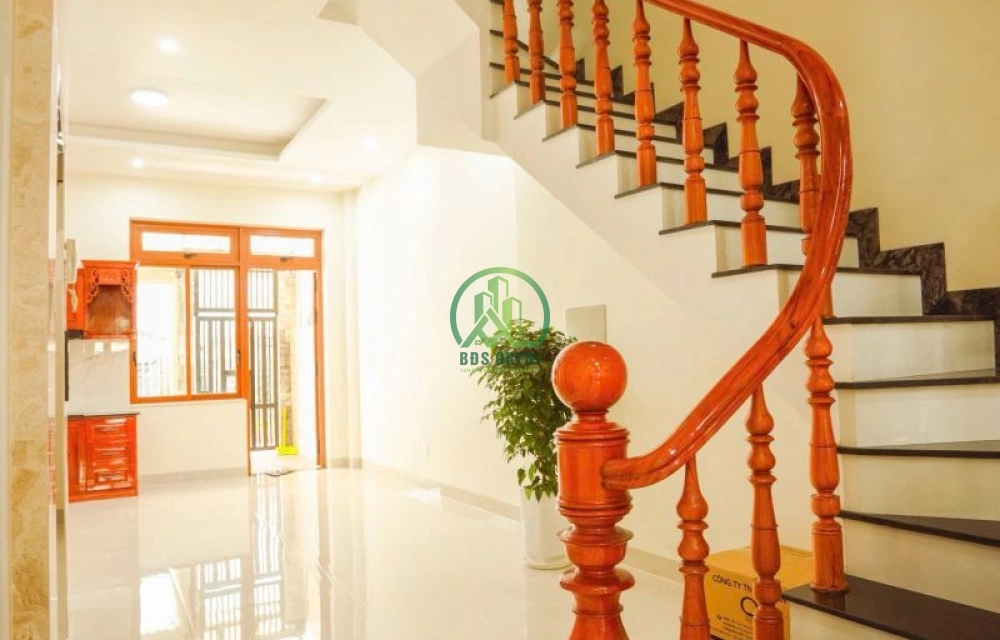 CẦN CHO THUÊ NHÀ ĐƯỜNG TRẦN PHÚ - PHƯỜNG 4 - ĐÀ LẠT