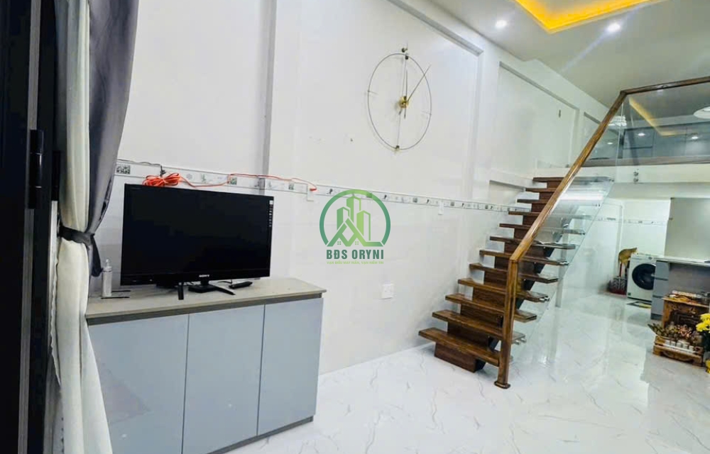 CẦN BÁN NHÀ MẶT TIỀN ĐƯỜNG CAO THẮNG - PHƯỜNG LANGBIANG (P7 CŨ) - ĐÀ LẠT