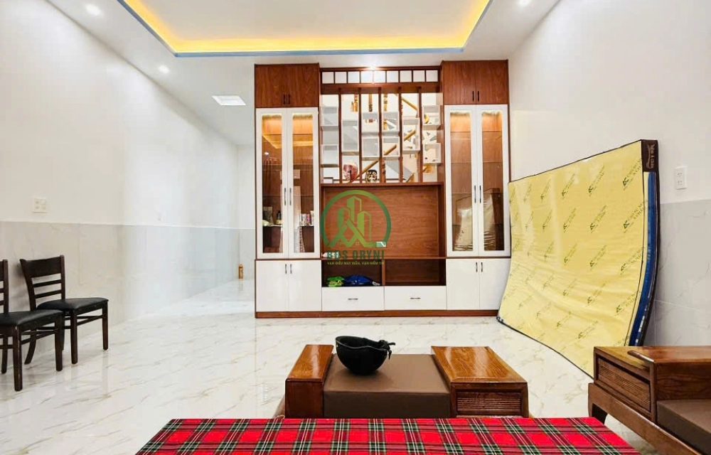 CẦN BÁN NHÀ MẶT TIỀN ĐƯỜNG ĐĂNG GIA - P. LANGBIANG - ĐÀ LẠT (Lạc Dương cũ)