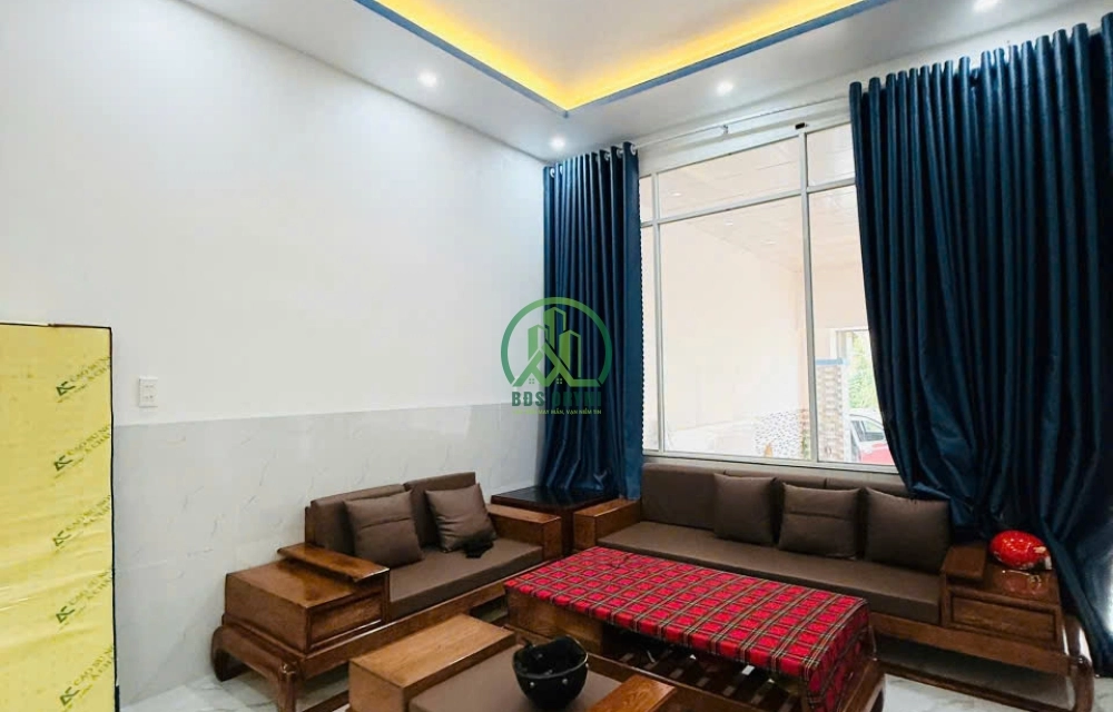 CẦN BÁN NHÀ MẶT TIỀN ĐƯỜNG ĐĂNG GIA - P. LANGBIANG - ĐÀ LẠT (Lạc Dương cũ)