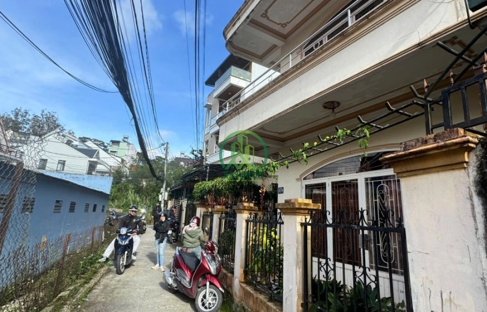 CẦN BÁN 3 LÔ ĐẤT ĐƯỜNG MAI HẮC ĐẾ - P. CAM LY - ĐÀ LẠT (P6 cũ)