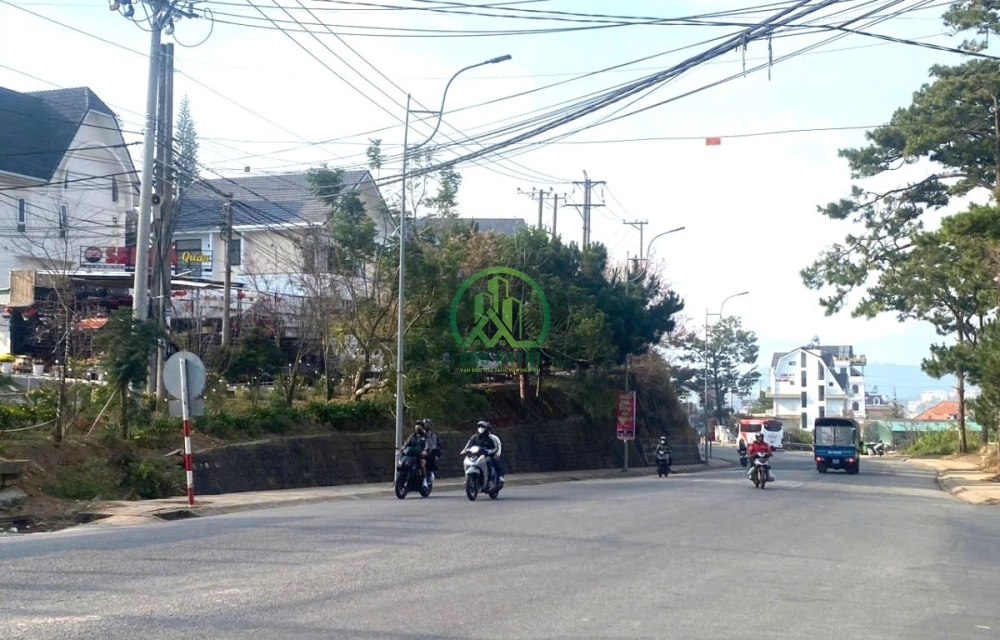 BÁN LÔ ĐẤT VỊ TRÍ ĐẸP KQH VIỆN NGHIÊN CỨU HẠT NHÂN - P. XUÂN HƯƠNG - ĐÀ LẠT