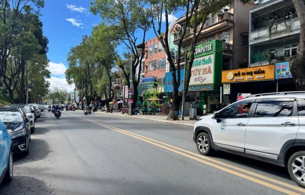 🏡 CẦN BÁN NHÀ MẶT TIỀN PHÙ ĐỔNG THIÊN VƯƠNG - P. LÂM VIÊN - ĐÀ LẠT