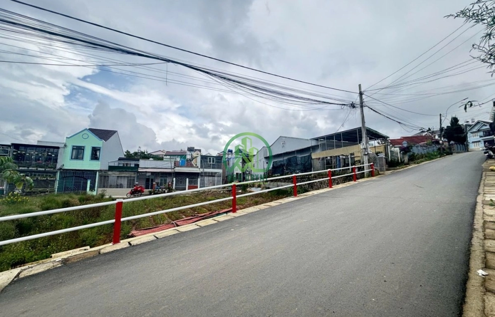 BÁN ĐẤT ĐƯỜNG NHỰA LỮ GIA- TRUNG TÂM ĐÀ LẠT