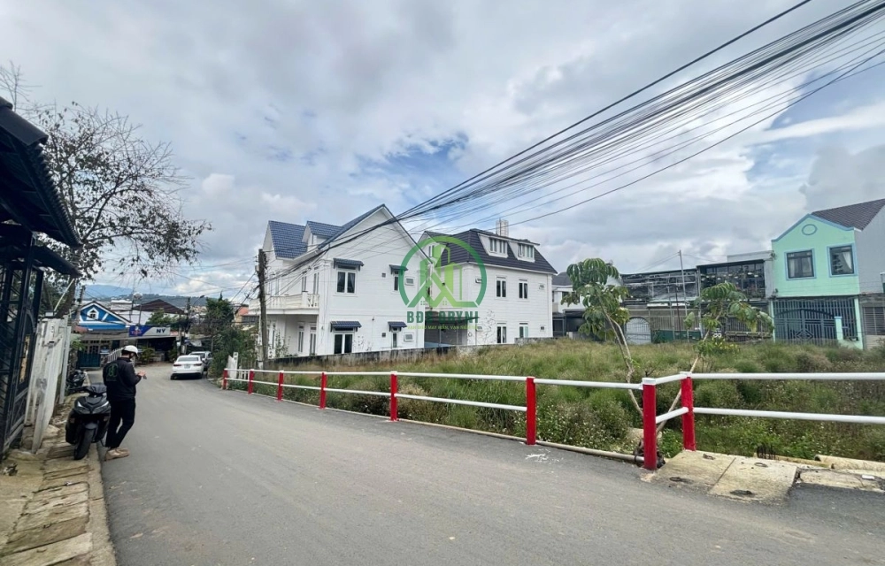 BÁN ĐẤT ĐƯỜNG NHỰA LỮ GIA- TRUNG TÂM ĐÀ LẠT