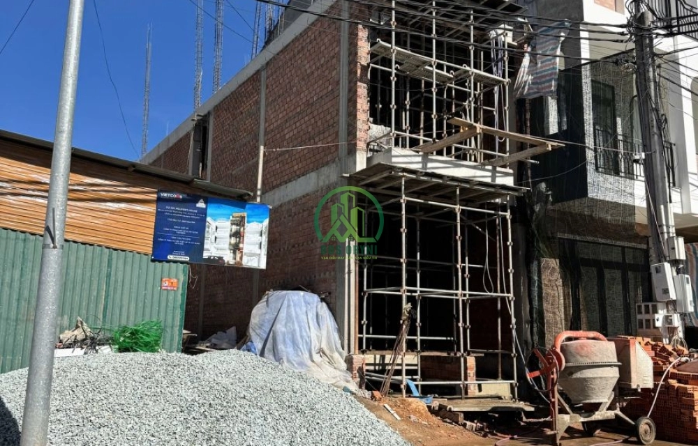   BÁN ĐẤT LÔ E9 KQH PHẠM HỒNG THÁI- ÐÀ LẠT