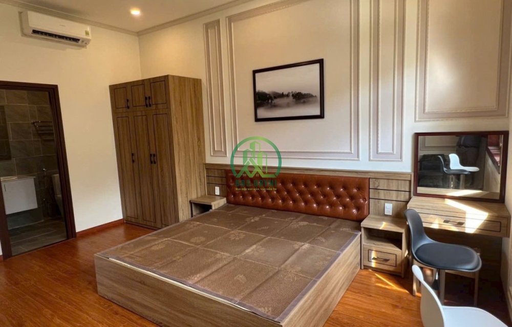 CẦN BÁN CĂN BIỆT THỰ VIEW SIÊU ĐẸP NẰM GIỮA TRUNG TÂM NGAY ĐẦU ĐƯỜNG ĐẶNG THÁI THÂN