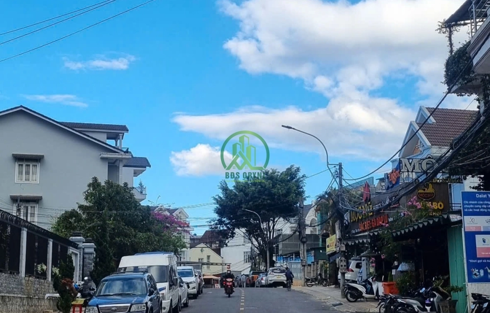 CẦN BÁN NHÀ MẶT TIỀN ĐƯỜNG THÔNG THIÊN HỌC, P. XUÂN HƯƠNG - ĐÀ LẠT