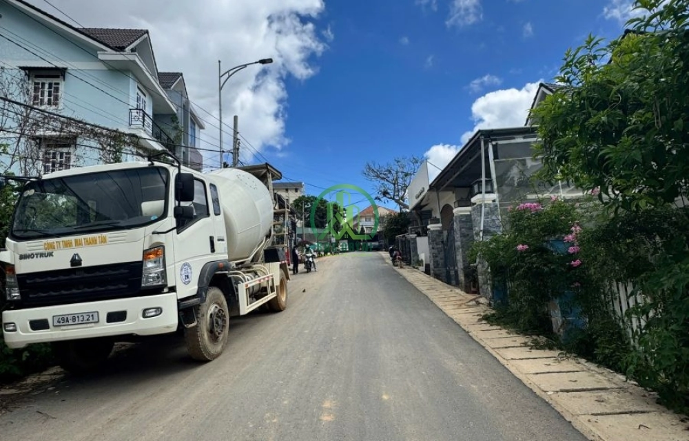 CẦN BÁN ĐẤT MẶT TIỀN ĐƯỜNG TÔN THẤT TÙNG, P. LÂM VIÊN - ĐÀ LẠT (P8)
