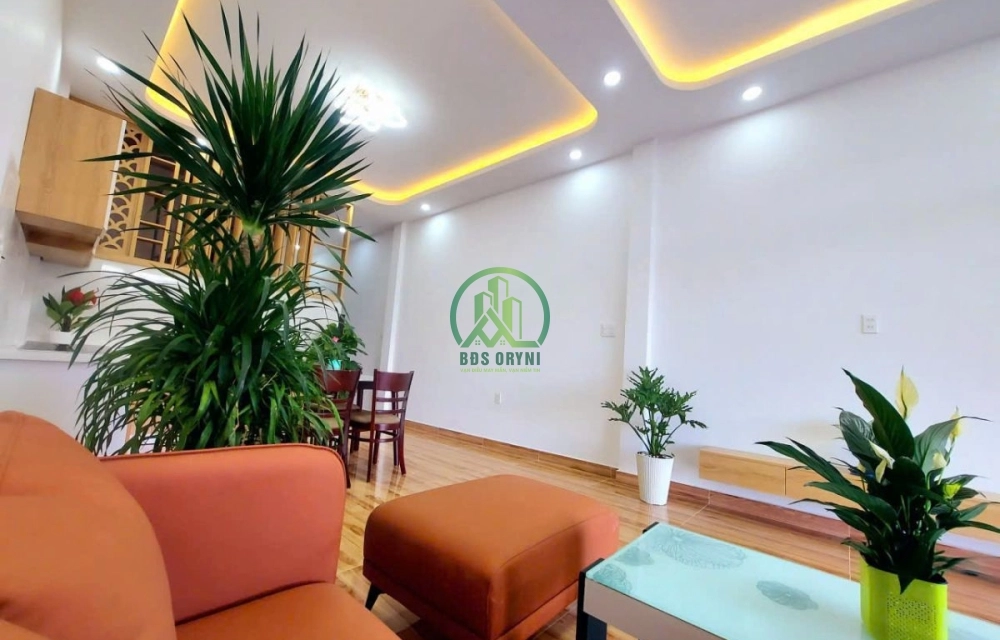 CẦN BÁN NHÀ MẶT TIỀN P. LANGBIANG - ĐÀ LẠT (P7)