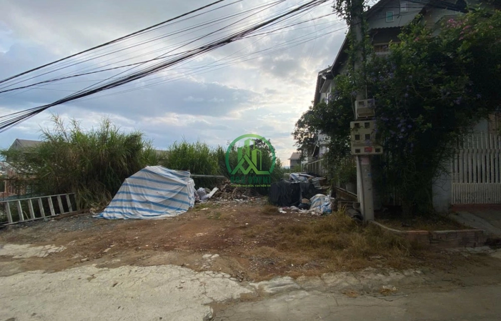 CẦN BÁN ĐẤT ĐƯỜNG NGUYỄN HỮU CẢNH, P. LÂM VIÊN - ĐÀ LẠT (P8)