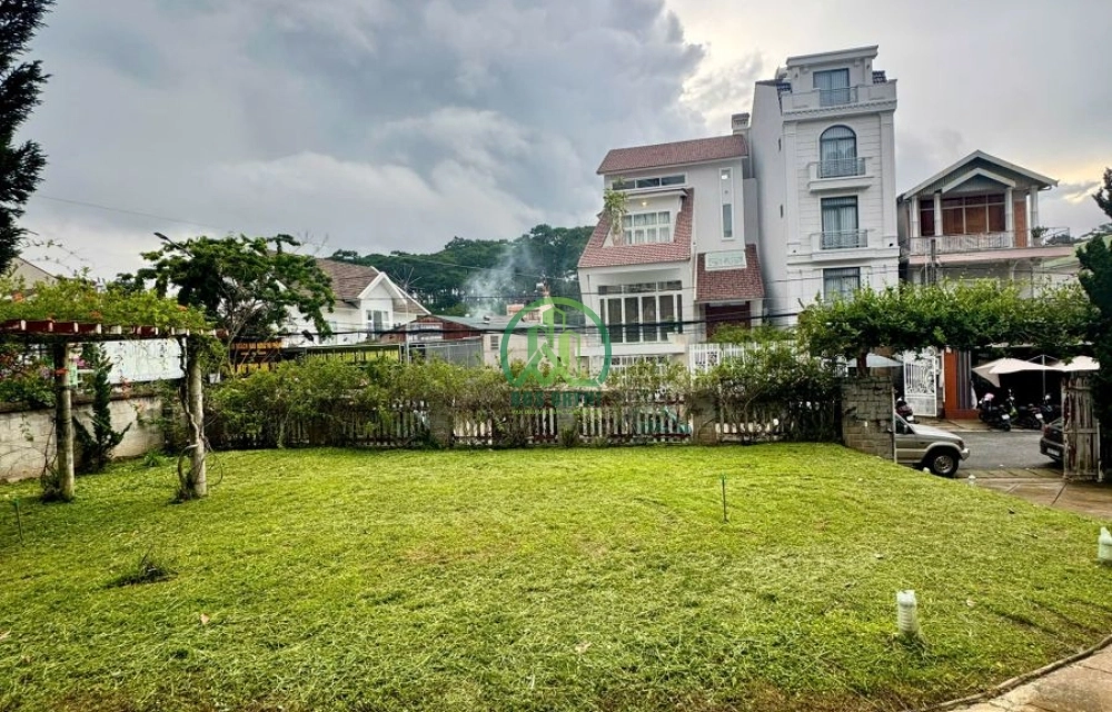 BIỆT THỰ SÂN VƯỜN 764M² MẶT TIỀN ĐƯỜNG ĐỒNG TÂM – ĐÀ LẠT