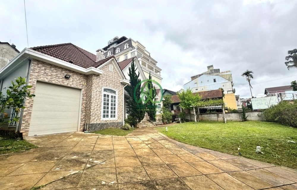 BIỆT THỰ SÂN VƯỜN 764M² MẶT TIỀN ĐƯỜNG ĐỒNG TÂM – ĐÀ LẠT