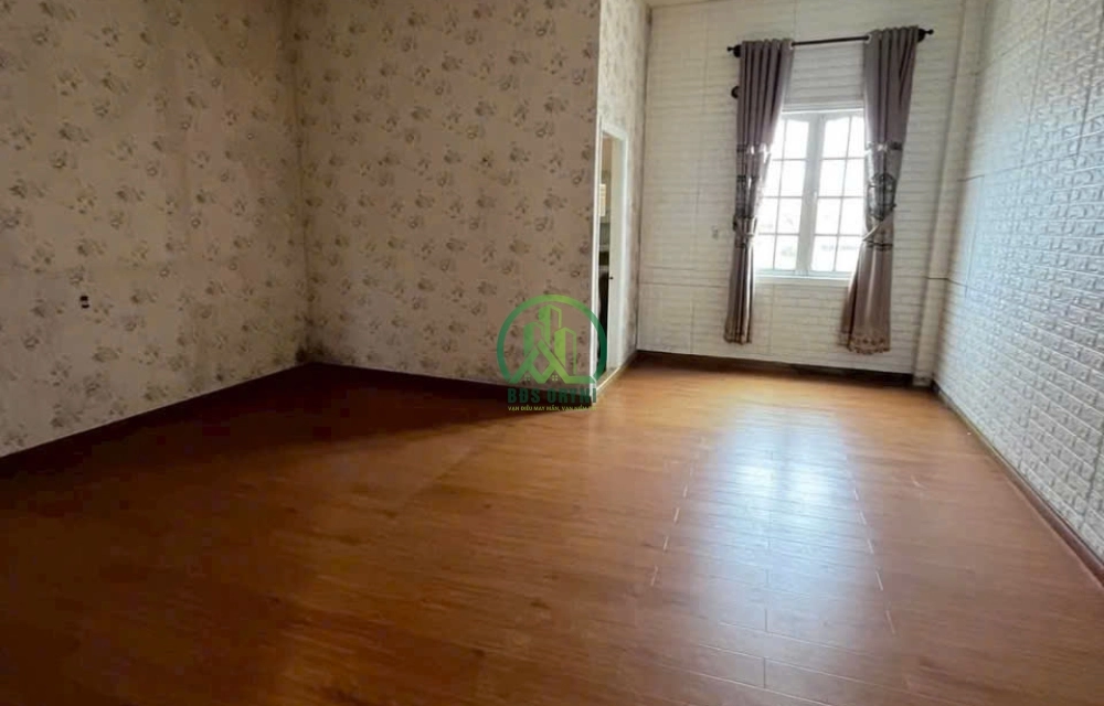 CẦN CHO THUÊ NHÀ MẶT TIỀN ĐƯỜNG HỒ XUÂN HƯƠNG, P. LÂM VIÊN - ĐÀ LẠT (P12)